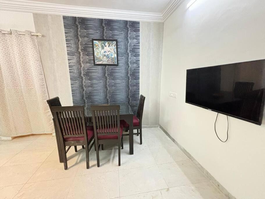 Ivy Aristo, 1 Bhk In Heart Of Lokhandwala, Andheri Apartment Mumbai Exterior photo