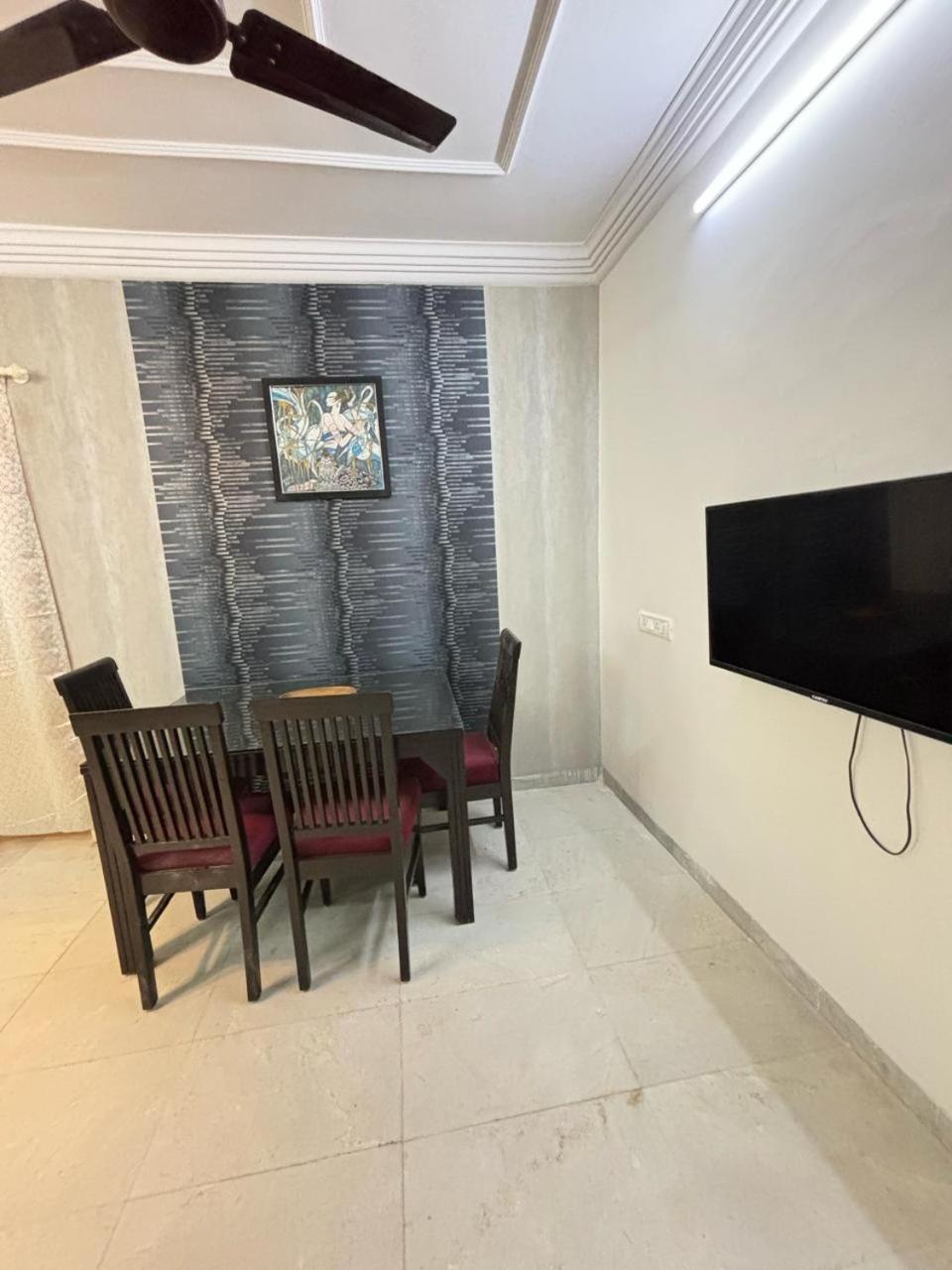 Ivy Aristo, 1 Bhk In Heart Of Lokhandwala, Andheri Apartment Mumbai Exterior photo